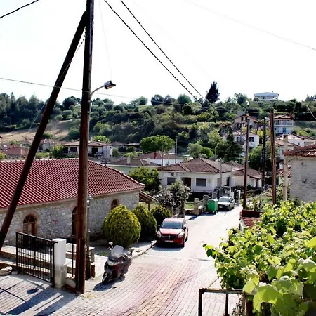 Miranda * Paliouri